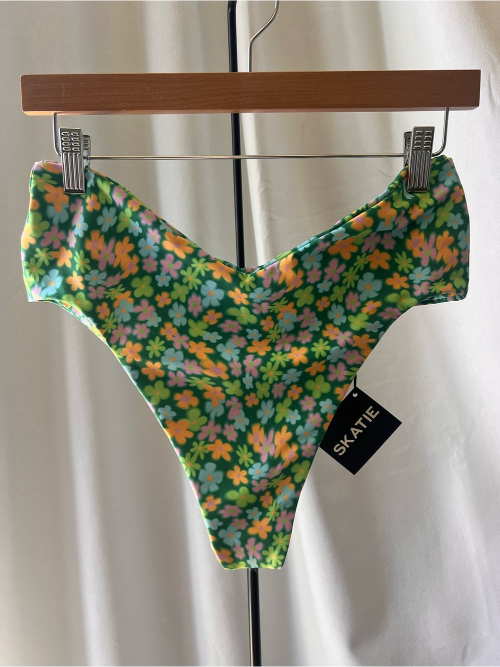 Skatie Melly Bottom color Napali High-Cut